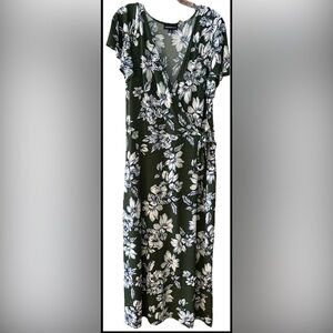 Fortune + Ivy Faux Wrap V-Neck Dress Size 2X Green Floral